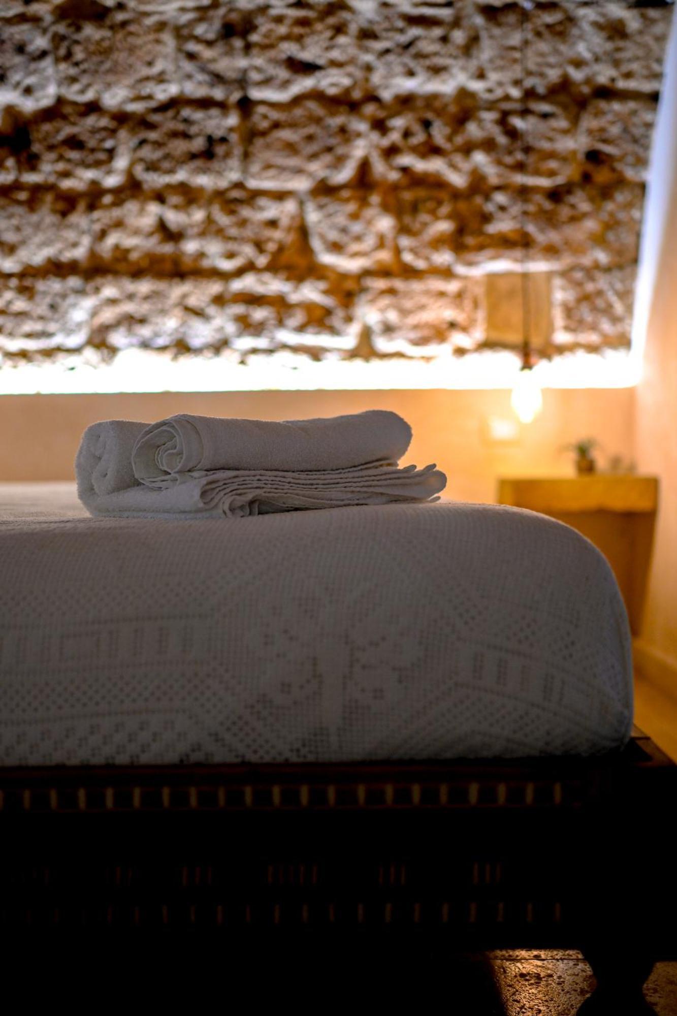 La Grotta, Luxury Suite & Spa 诺托 外观 照片