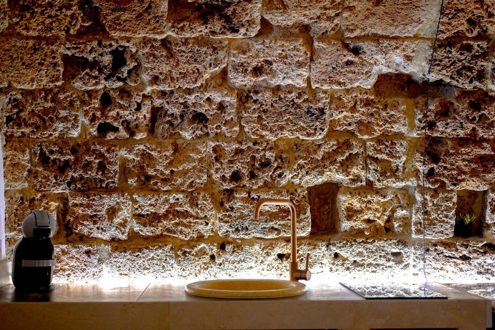 La Grotta, Luxury Suite & Spa 诺托 外观 照片